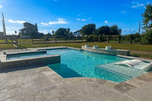 Redicare Resort - Entire Property in Galveston, USA