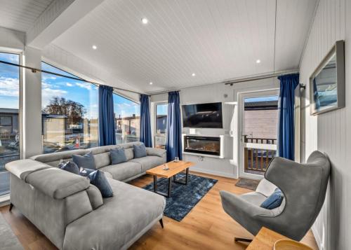 Спільний лаунж/ТБ зона, Finest Retreats - Silverwood Deluxe Chalet in Errol