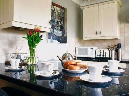 virtuve, Willow Cottage in Bentley (Hampshire)