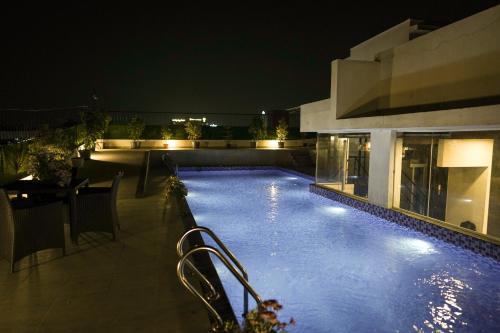 مسبح, Visthara Elite in منطقة طريق هينور بنغالور