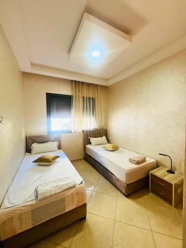 Cosy et City - plage et centre touristique a 10 min in Charaf