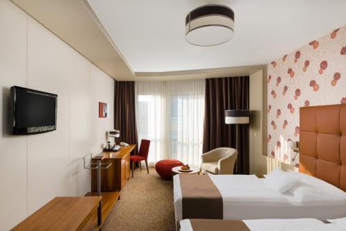 Corso Hotel Pécs - image 9