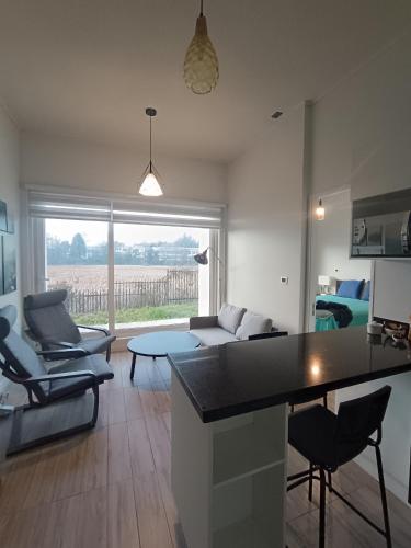 Departamento con patio Isla Teja