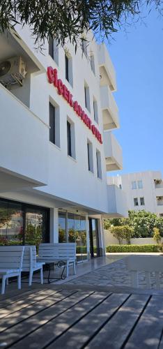 Vista exterior, Cicek Apart Hotel in Çeşme