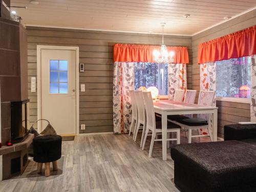 Holiday Home Jäkälätieva by Interhome (Holiday Home Jakalatieva by Interhome) in Yli-Kyrö