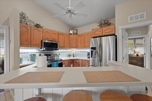 Suwannee House with Bungalow in Bell (FL)