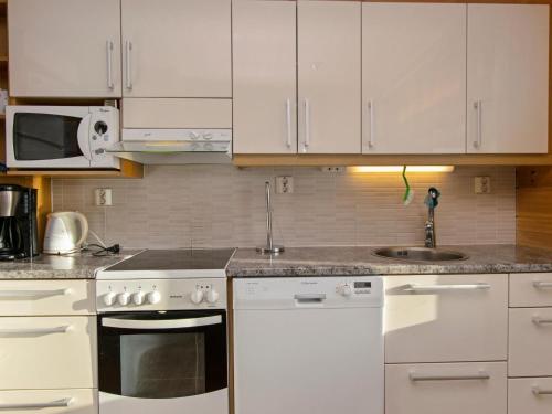 Holiday Home Hallan paroni a paritalo by Interhome in Hyrynsalmi