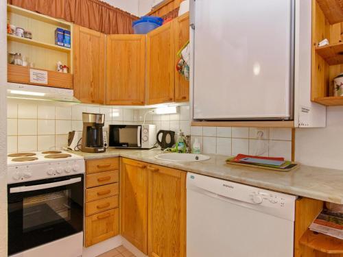 Holiday Home Hallantytär a2 paritalo by Interhome (Holiday Home Hallantytar a2 paritalo by Interhome) in Hyrynsalmi