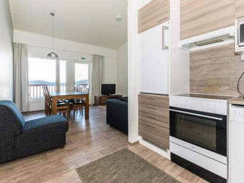 Holiday Home Skivillas 61 ukkohalla - b10 by Interhome in Hyrynsalmi