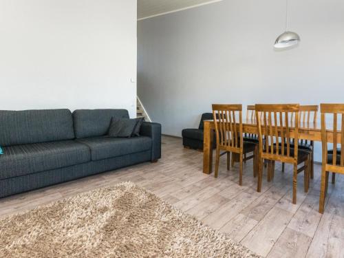Holiday Home Skivillas 61 ukkohalla - b10 by Interhome in Hyrynsalmi