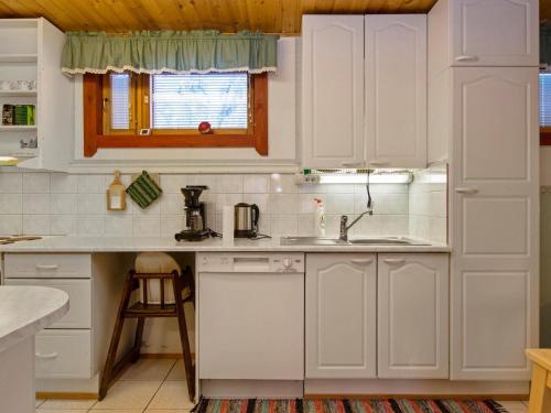 Holiday Home Kulma-alpit b paritalon alak by Interhome in Hyrynsalmi