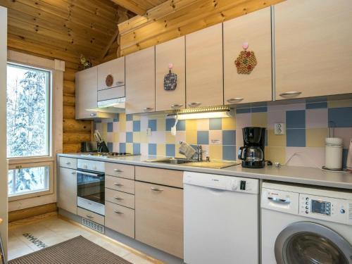 Holiday Home Hallantähti mökki by Interhome (Holiday Home Hallantahti mokki by Interhome) in Хюрюнсалмі