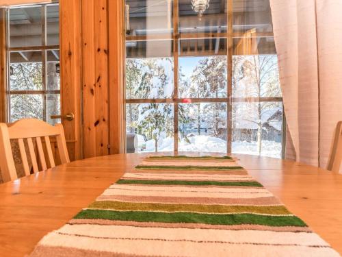 Holiday Home Ukkohovi 5 paritalo by Interhome in Hyrynsalmi