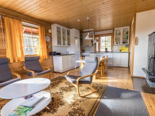 Holiday Home Alppikylä 1a paritalo by Interhome (Holiday Home Alppikyla 1a paritalo by Interhome) in Hyrynsalmi