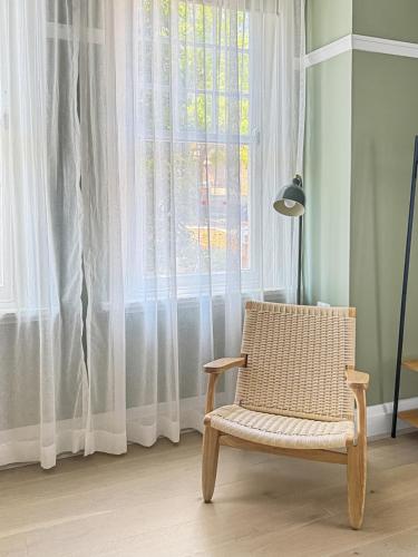The Edwardian Manor Suite 3 bedroom condo - image 9