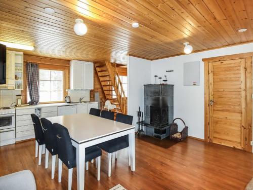 Holiday Home Alppikylä 4a paritalo by Interhome (Holiday Home Alppikyla 4a paritalo by Interhome) in Хюрюнсалмі