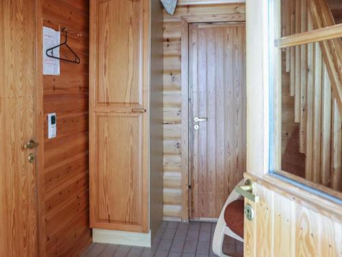 Holiday Home Alppi 6b paritalo by Interhome in Hyrynsalmi