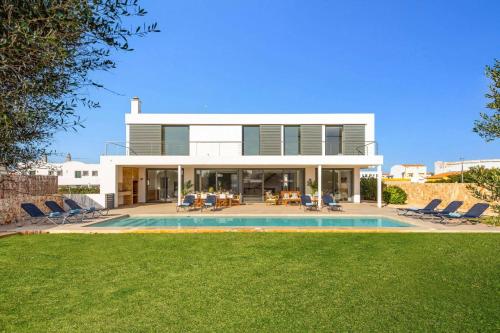 Villa Bonavista by Villa Plus - image 3