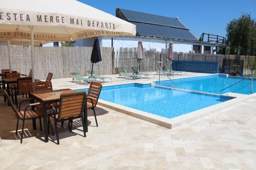 陽台/露台, Pensiunea Ataman in 穆里格凱奧爾