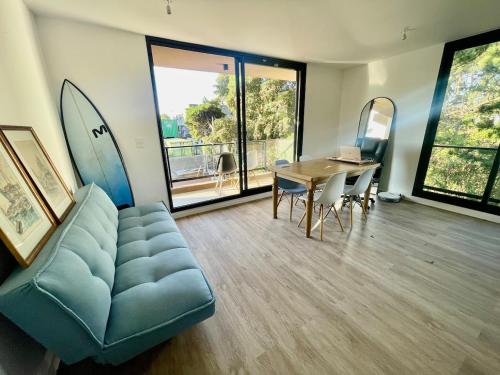 Cozy and bright, close to PuntaShopping