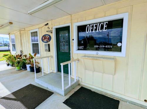 Coast Motel – Pascagoula, MS