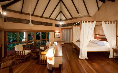 Capitan Suizo Beachfront Boutique Hotel in 타마린도