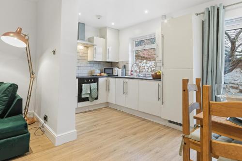 廚房, Executive Contractor House, Sleeps 7, Chester in 切斯特郊區