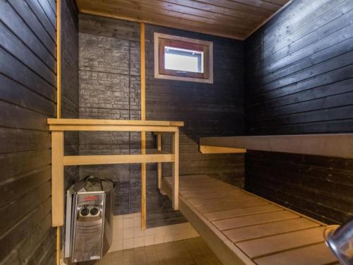 Holiday Home Hallan karhu b- paritalo by Interhome in Хюрюнсалмі