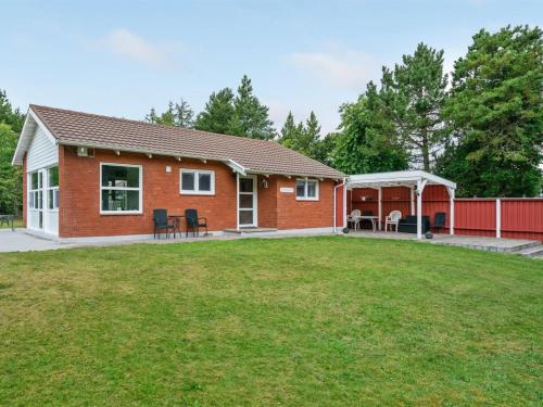  Holiday Home Gwen - 2-7km from the sea by Interhome in Vesterhede