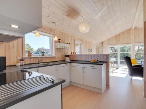 Holiday Home Gyrial - 950m from the sea by Interhome in Klitmoller