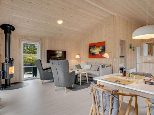 Holiday Home Gyrial - 950m from the sea by Interhome in Klitmoller