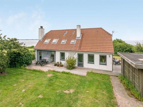  Holiday Home Sissela - 5m from the sea by Interhome in Ebberup