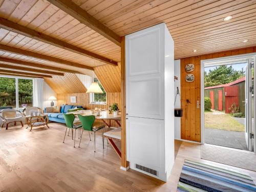 Holiday Home Sisko - 800m from the sea by Interhome in ไวเออร์ส สทรันด์