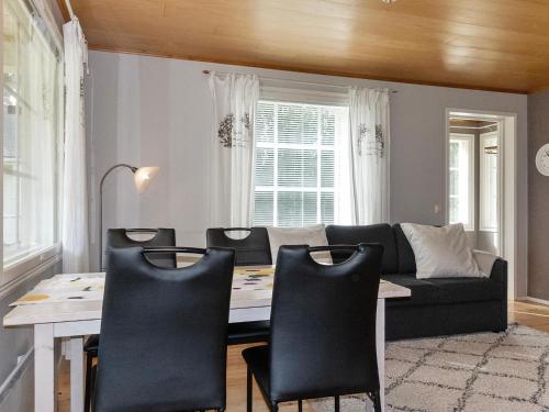 Holiday Home Villa vuorso by Interhome in Rānujarvi