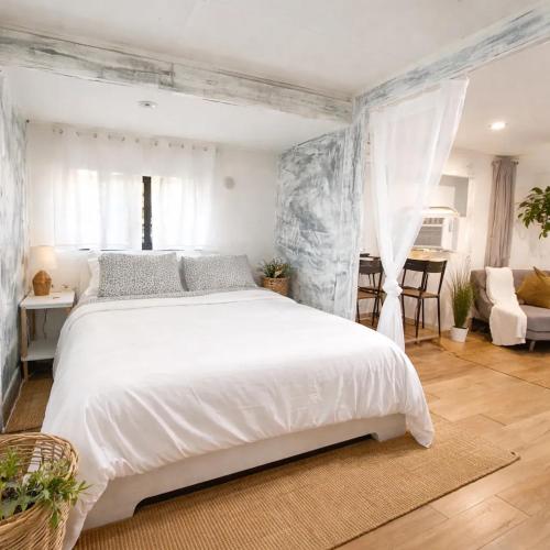 2 bedrooms, 3 beds