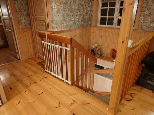 Log house with a view and sauna in Blyberg