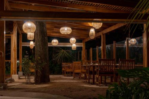 Capitan Suizo Beachfront Boutique Hotel in 타마린도