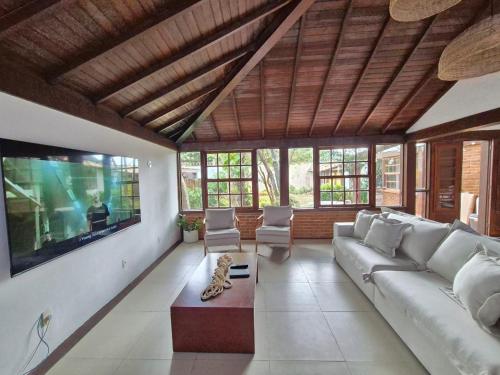 House 200 meters from Manguinhos beach in Vila Luiza