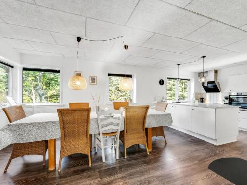 Holiday Home Ditleif - 8km to the fjord by Interhome in Hee