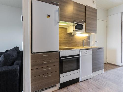 Holiday Home Skivillas 47 ukkohalla - a8 by Interhome in Hyrynsalmi