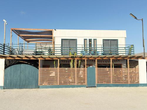 Comodo apartamento en un segundo piso en playa las piscinas