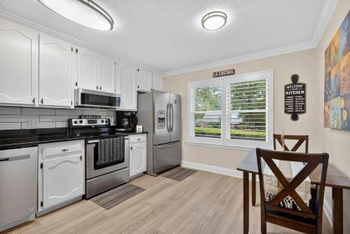 Clifden House - Luxury Stay in Killearn Estates