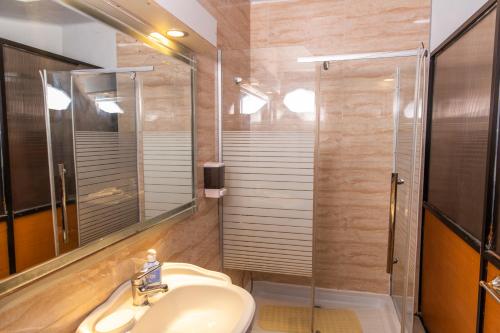 Hotel La Castellana – Santiago de Chile, ID