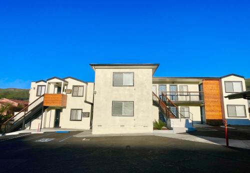 Sunbeam Motel 5