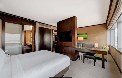 Luxe Vdara High-Floor Panoramic Strip Views Sphere Views 22032 - image 8