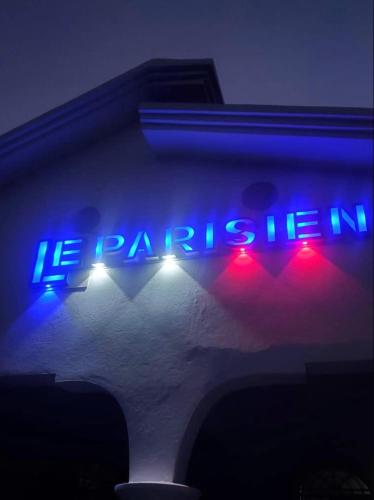 Le Parisien in Les Cayes