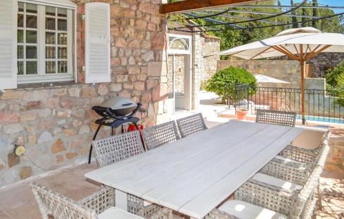 酒店外观, La Bastide De Pierre in 莱萨克