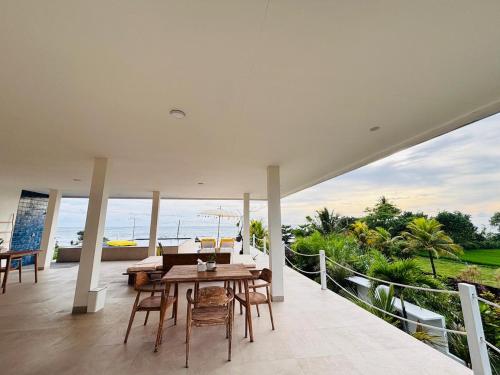 Facilities, Trika Surfcamp Bali in Negara