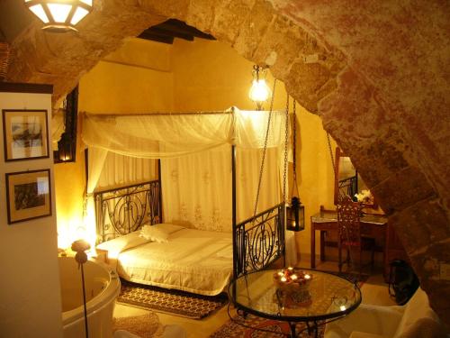 Ifigenia Traditional Rooms & Maisonettes - Tap to explore photos