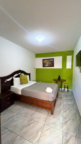 Hostal Mago Room Type - Standard Queen Room
